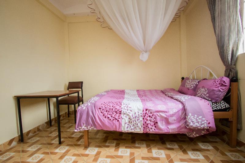 Three Ways Hotel Найваша Екстериор снимка