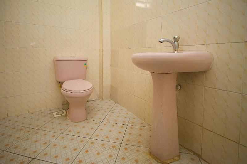 Three Ways Hotel Найваша Екстериор снимка